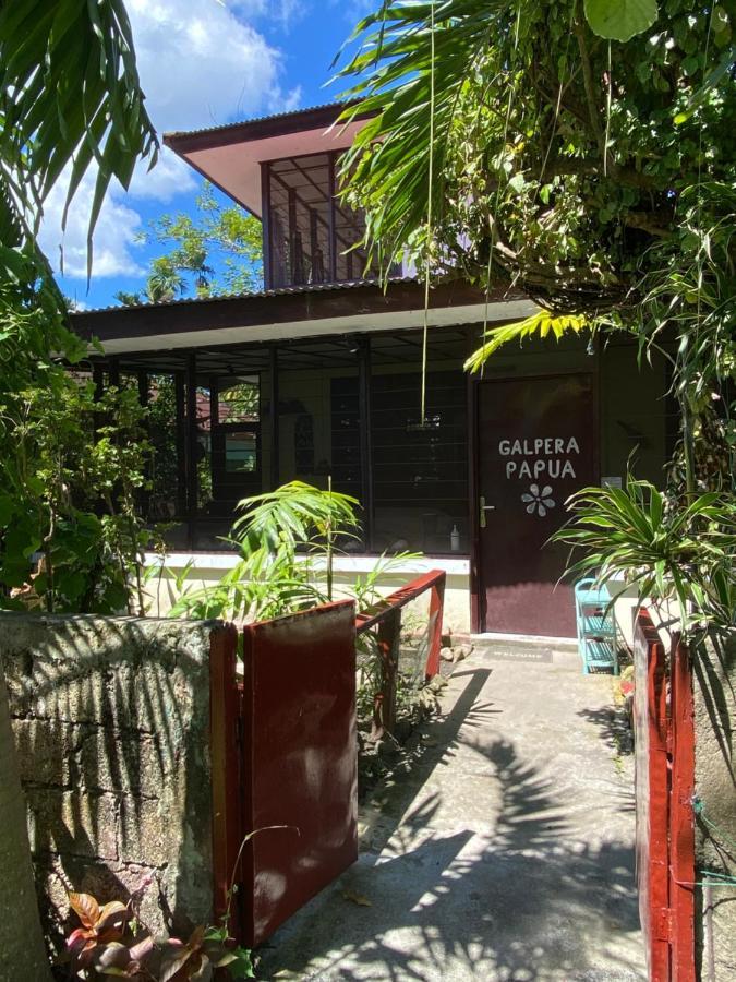 Homestay Galpera Papua Jayapura Exterior photo